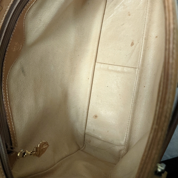 SALE! Gucci Handbag 👜 - Picture 10 of 12